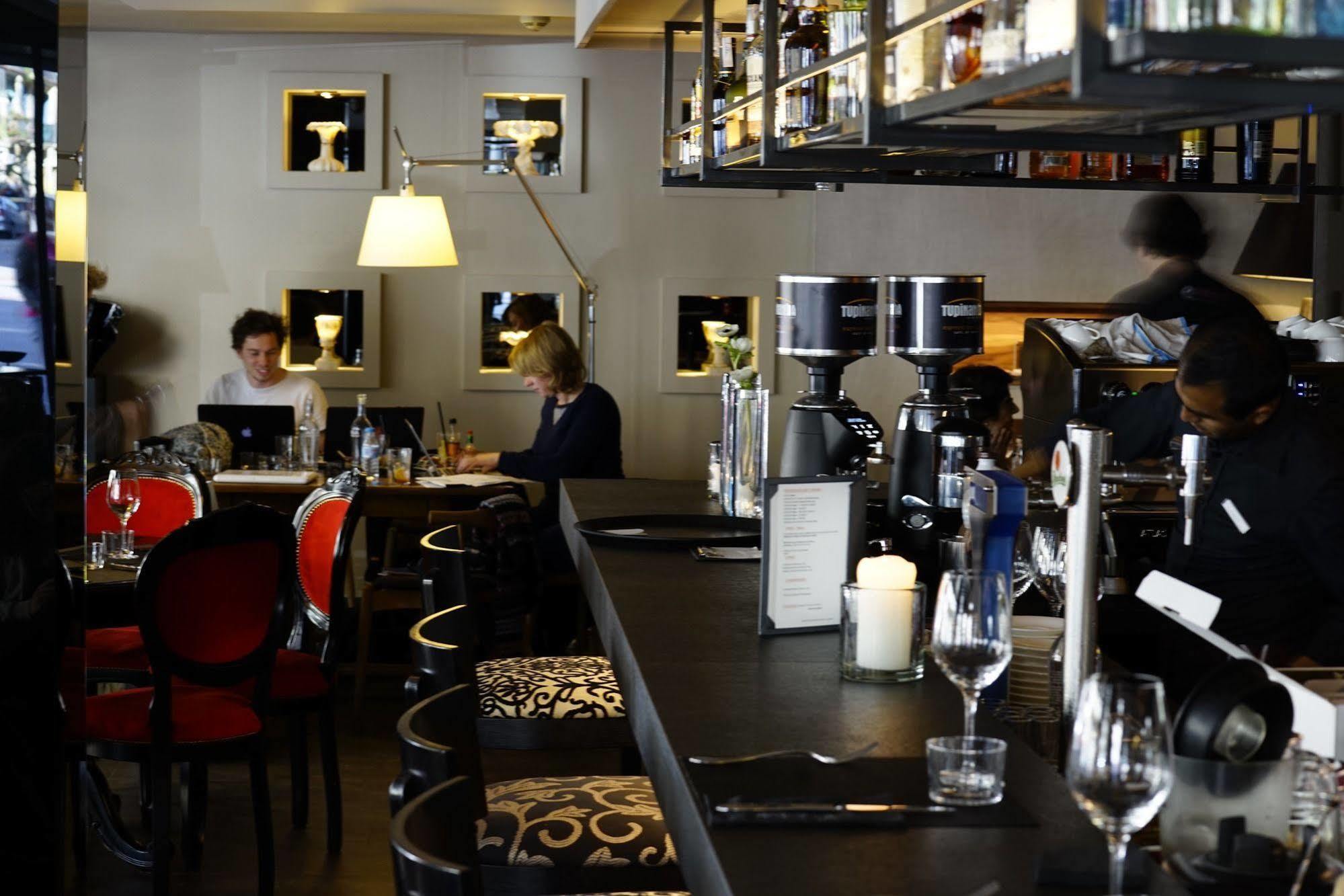 Emilia Hotel 4*